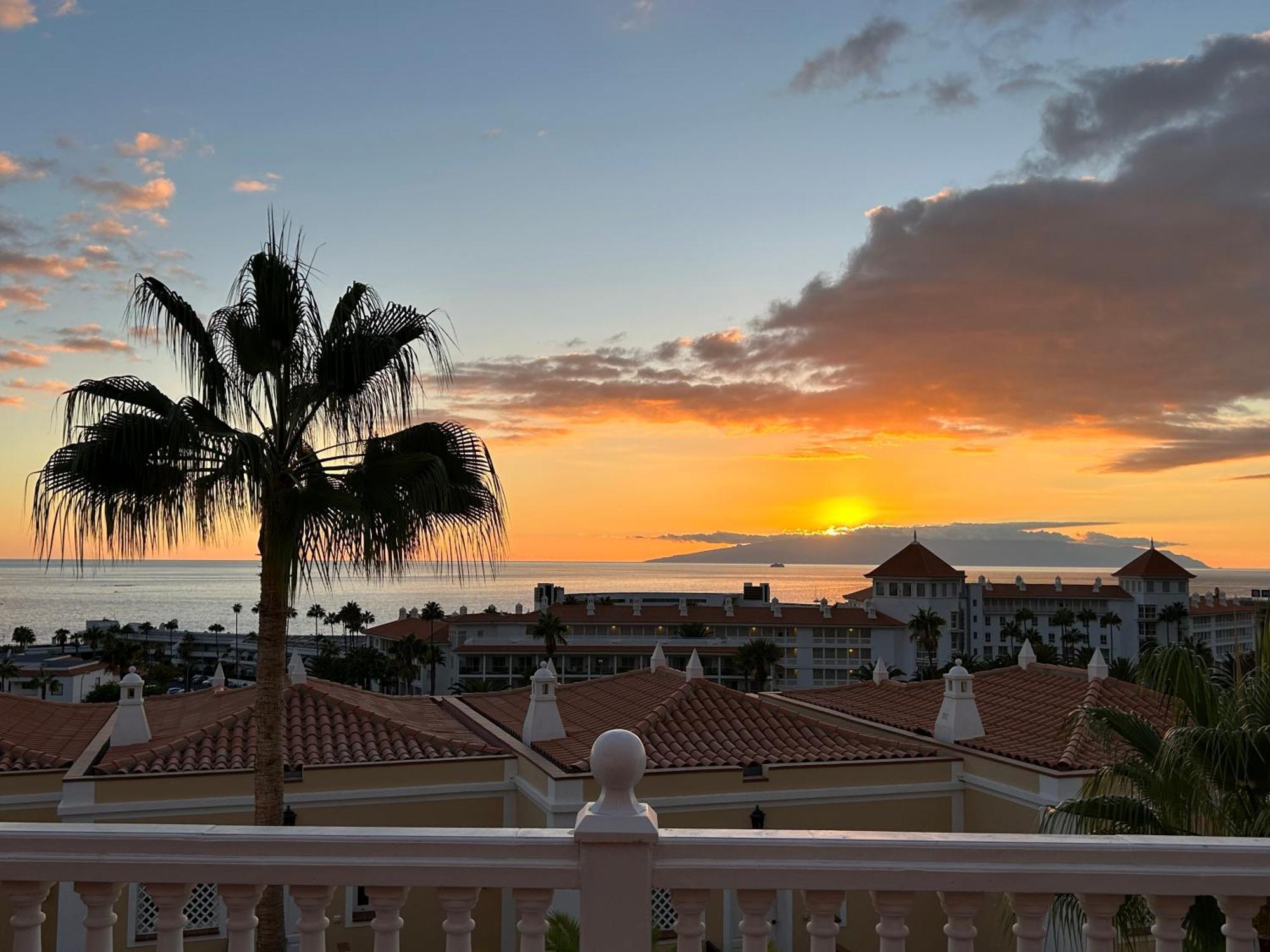 Playa del Duque-Amazing views 2 bedroom Costa Adeje  Exterior foto